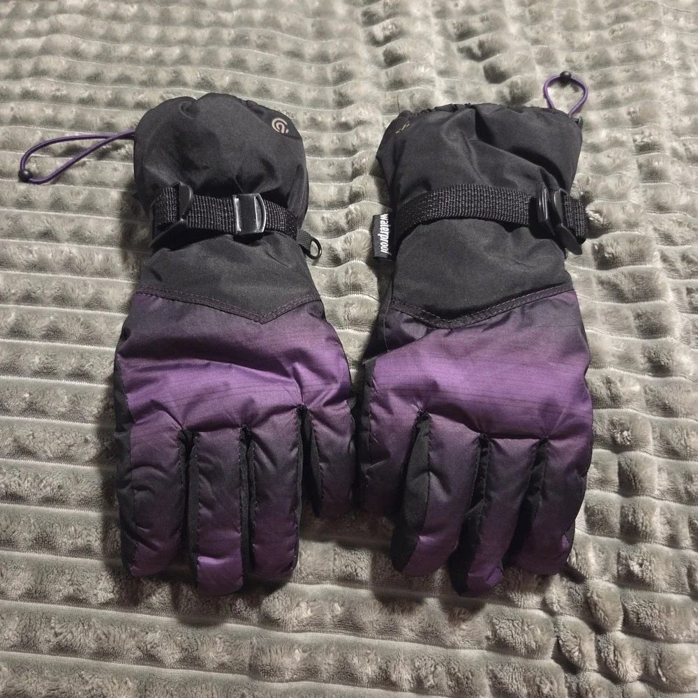 Champion C9 Girls Youth Winter Ski Gloves Waterproof Purple Ombre Youth L/XL8/16